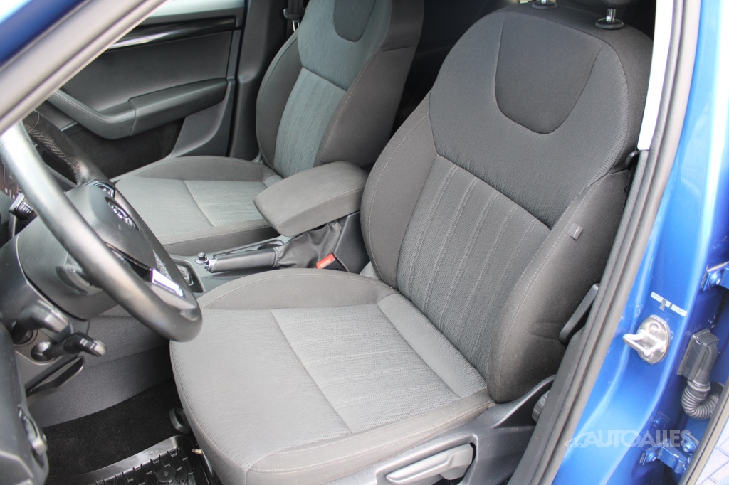 Škoda Octavia Combi 1,0 TSi DSG 85 kW STYLE - 12