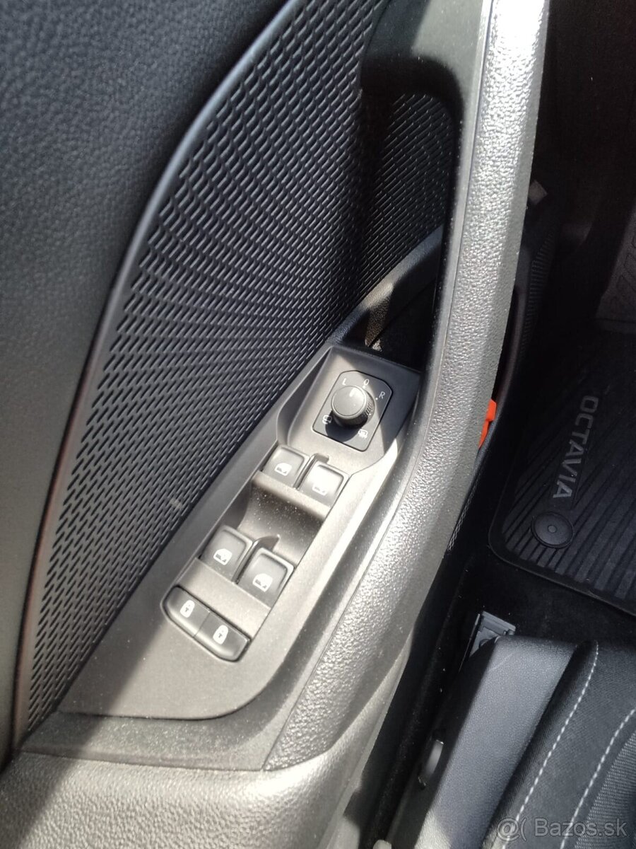 Škoda Octavia Combi Style 2.0 TDI 110kW 7°AP DSG Cena s DPH - 12
