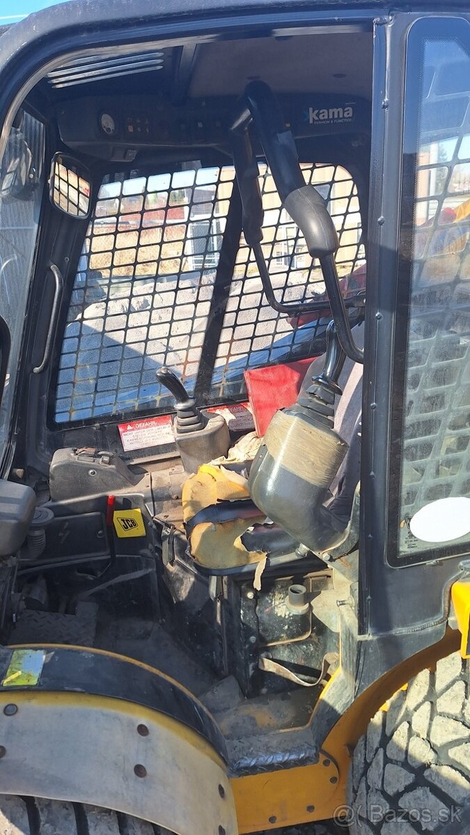 JCB R190 - smykem řízený nakladač - 12