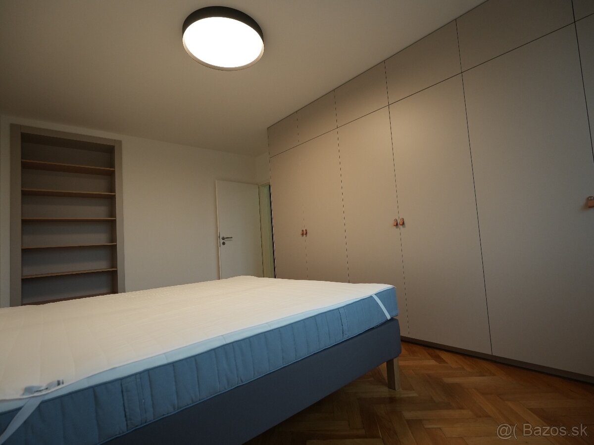 Prenájom 2-izb. bytu Košice- Staré Mesto ČSA - 12