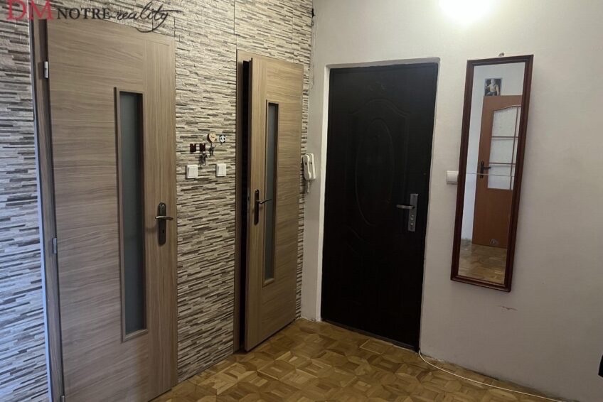 Čiastočne prerobený trojizbový byt s klimatizáciami - 12