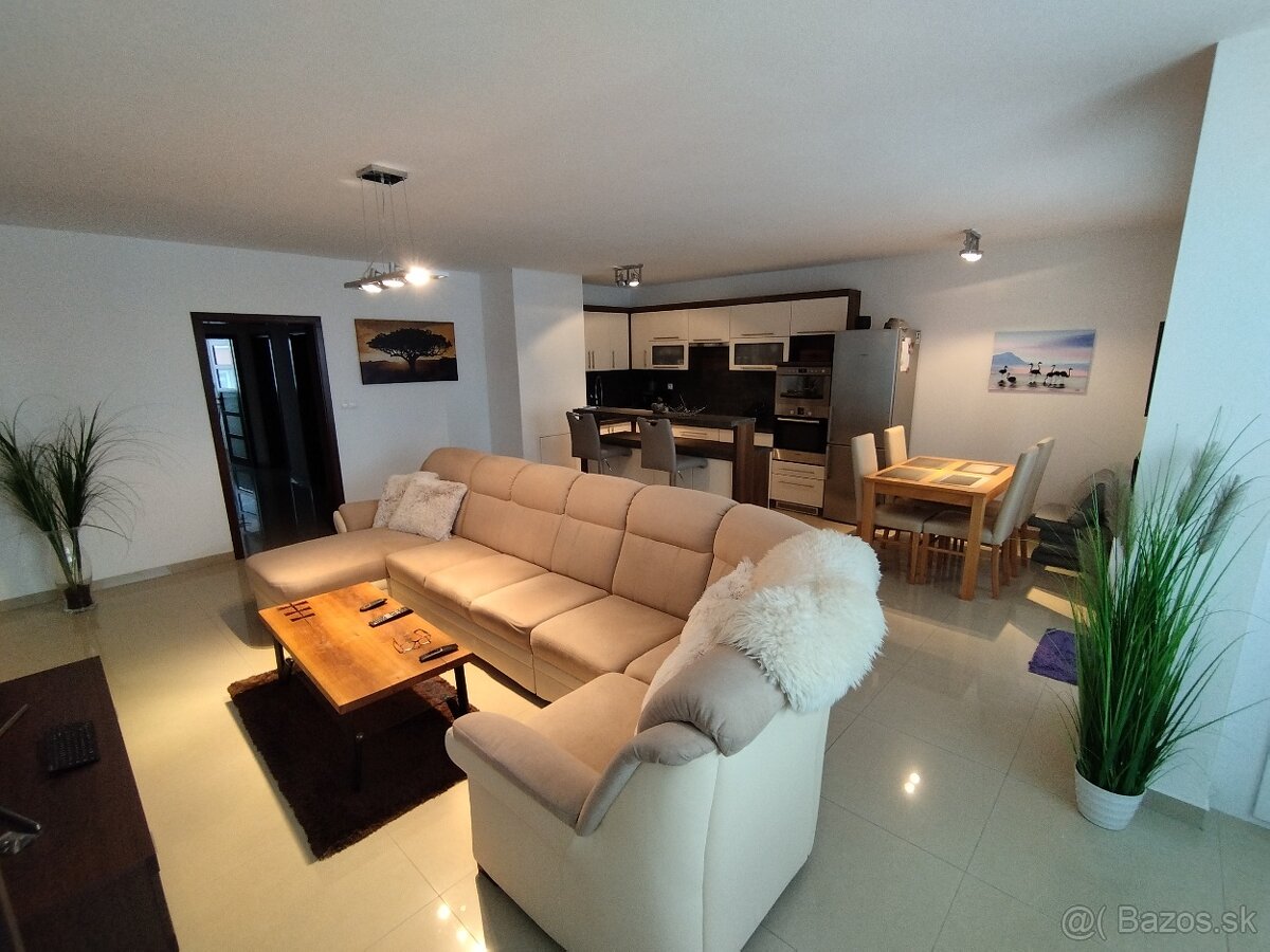 Predáme 3i luxusný byt v Trenčíne. - 12