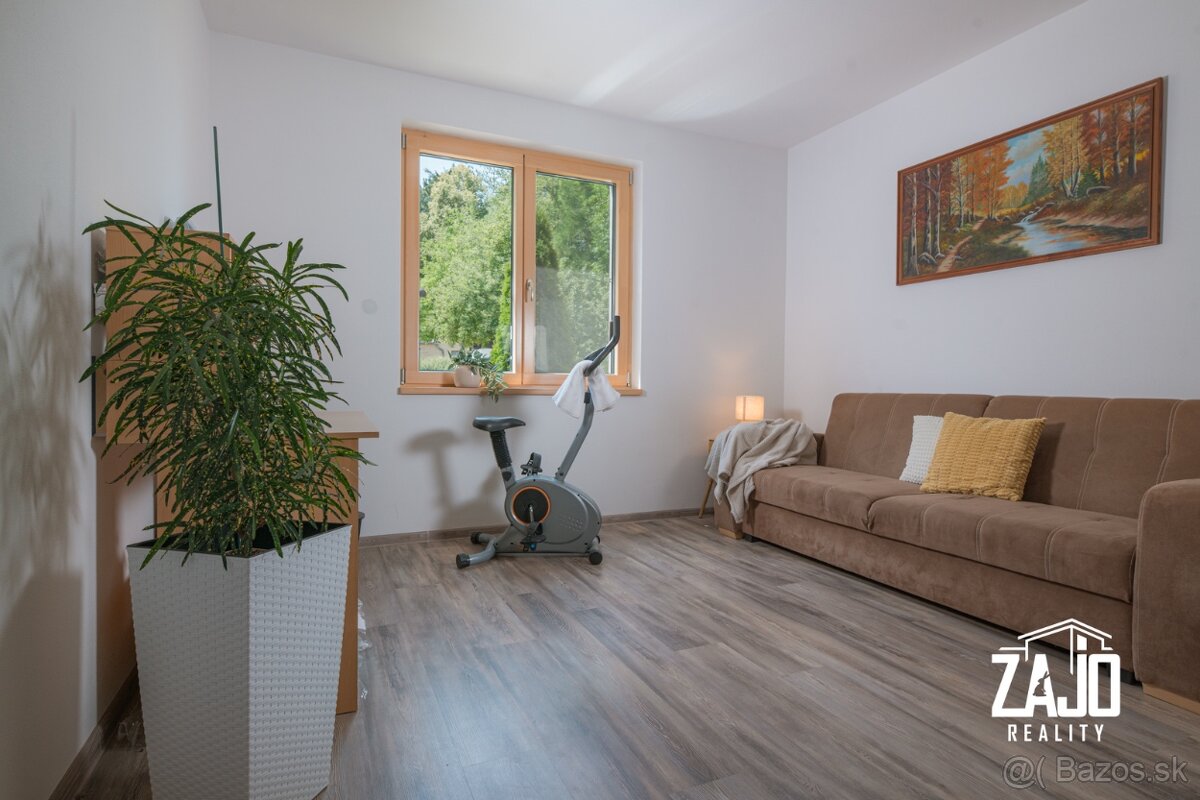 RD s pozemkom 2 533 m² a výhľadom na Vršatec – Ilava, Klobuš - 12