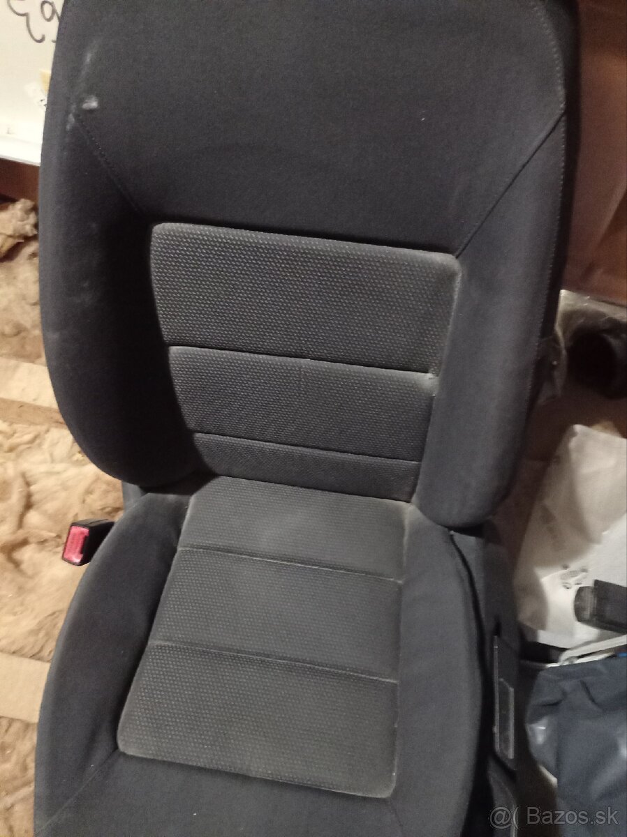 Diely Octavia II - 12