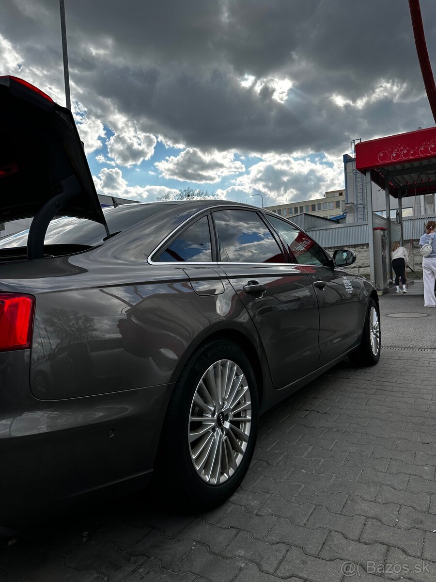 Disky Original Audi R18 5x112 + celoročné Michelin - 12