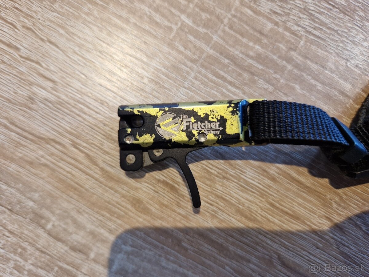 Kladkový luk hoyt - 12