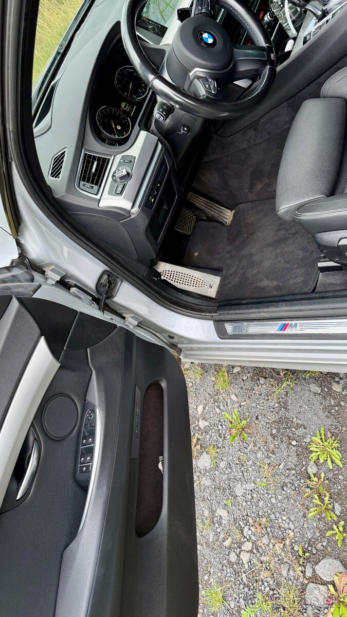 BMW 535d xDrive GT M-Paket, servis BMW, najeto 126tkm - 12
