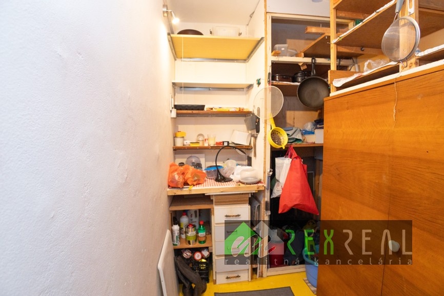 Predaj 4 izbového bytu s balkónom, Veľký Krtíš. - 12