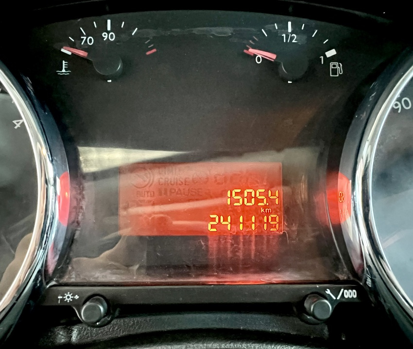 Peugeot 5008 7 miest 1.6 HDI - 12