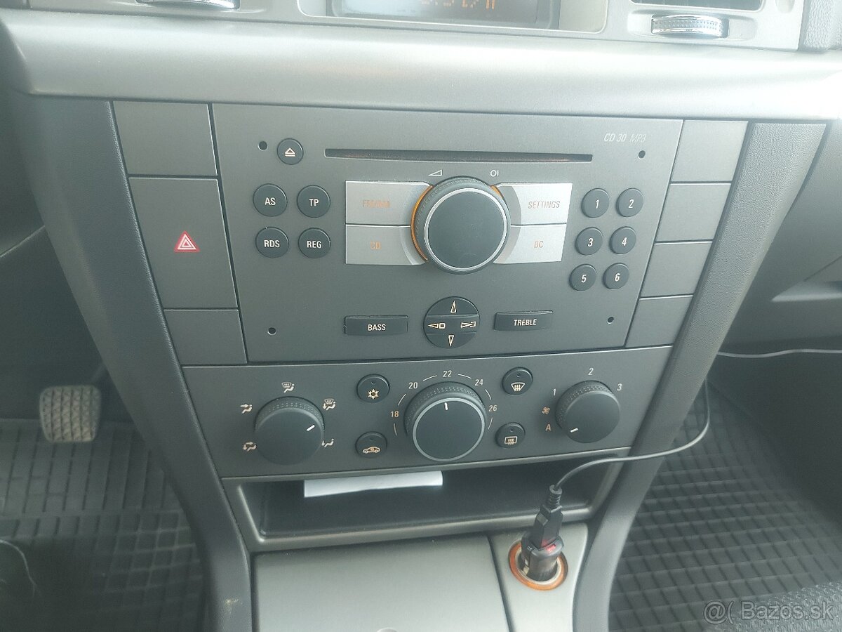 Predám Opel Vectra 1,8L 103 KW - 12