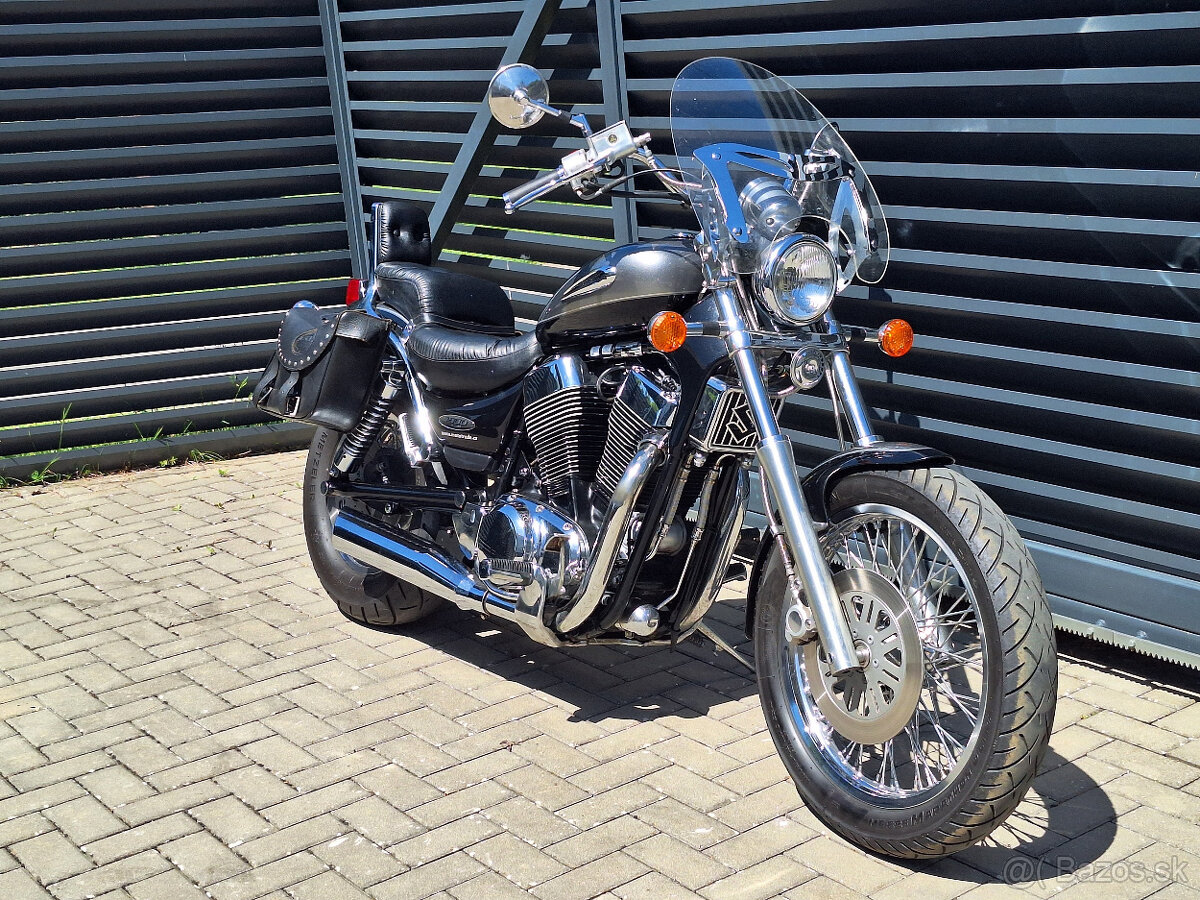 SUZUKI VS 1400 Intruder - 12