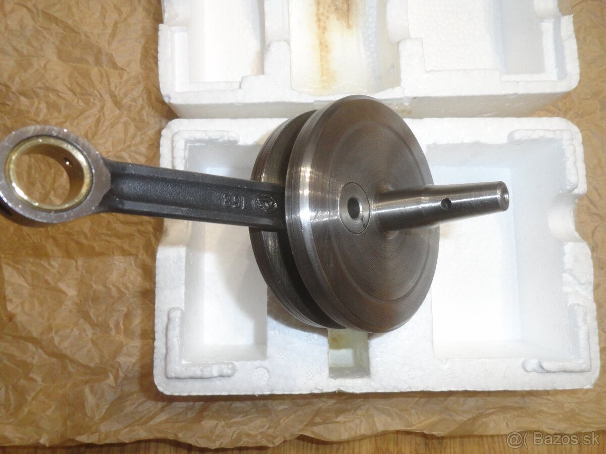 Jawa 50 Pionier 20, 21 a 23 Mustang KLUKA - 12