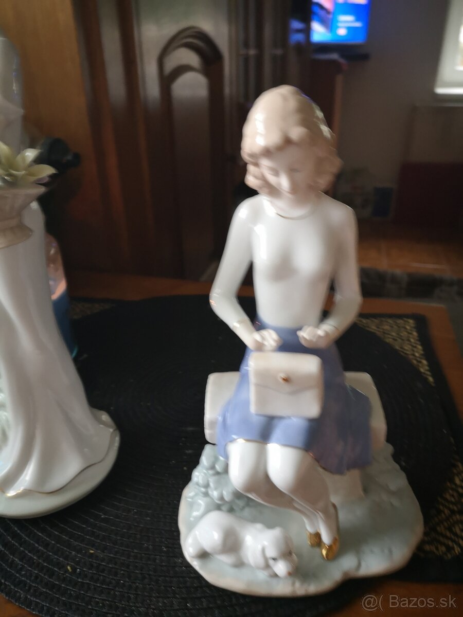 porcelánová soška Dux - 12