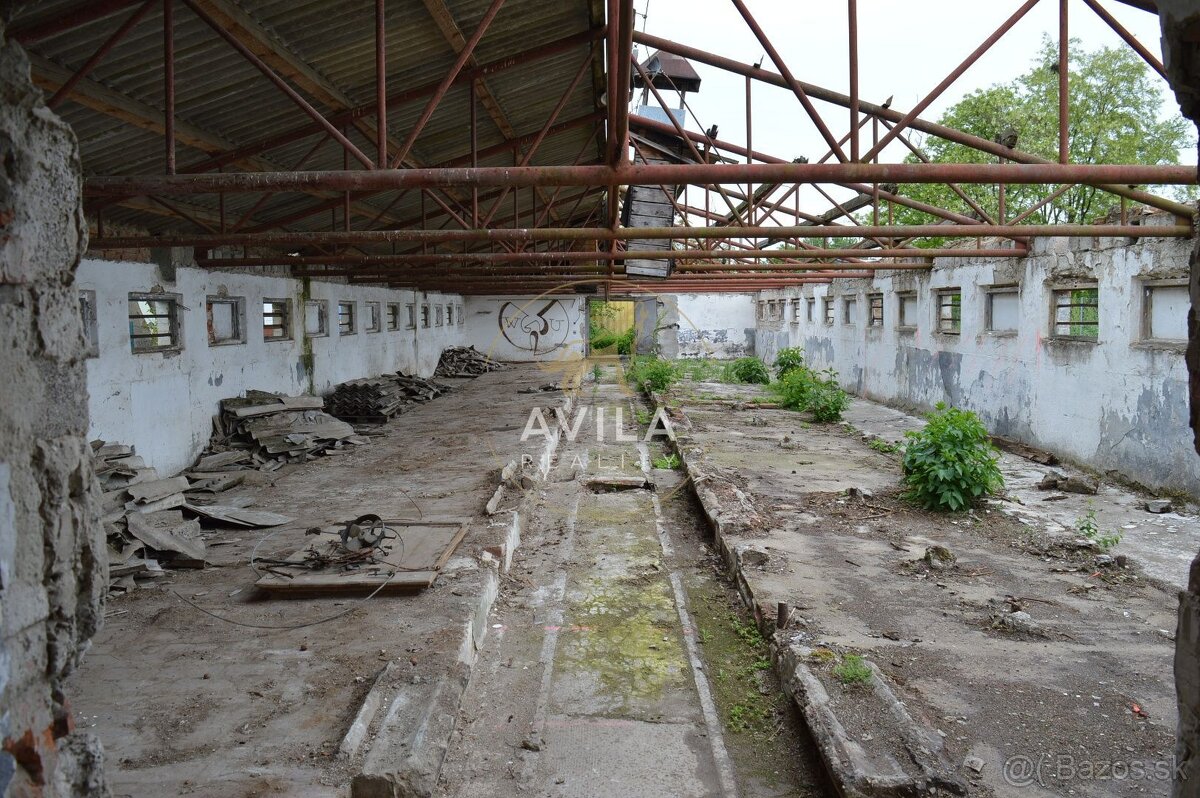 NA PREDAJ: sklad-hala 750m2 vo Voderadoch - 12