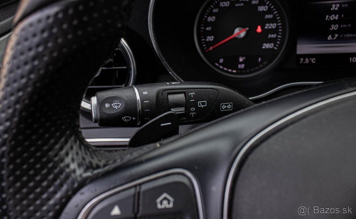 Mercedes w205 c220d - 12