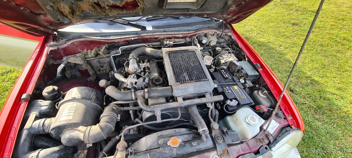 Mitsubishi L200 2.5 TD 4X4 UZÁVIERKA - 12