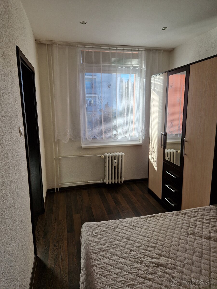 Prenájom 2 izbový byt - Uhlisko - 12