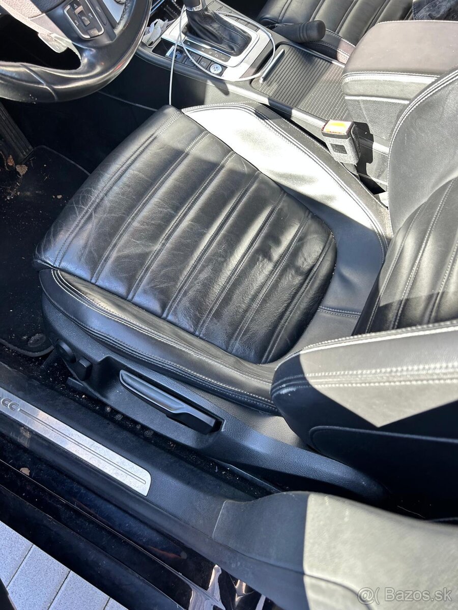 VOLKSWAGEN PASSAT CC 2.0 TDI.DSG - 12