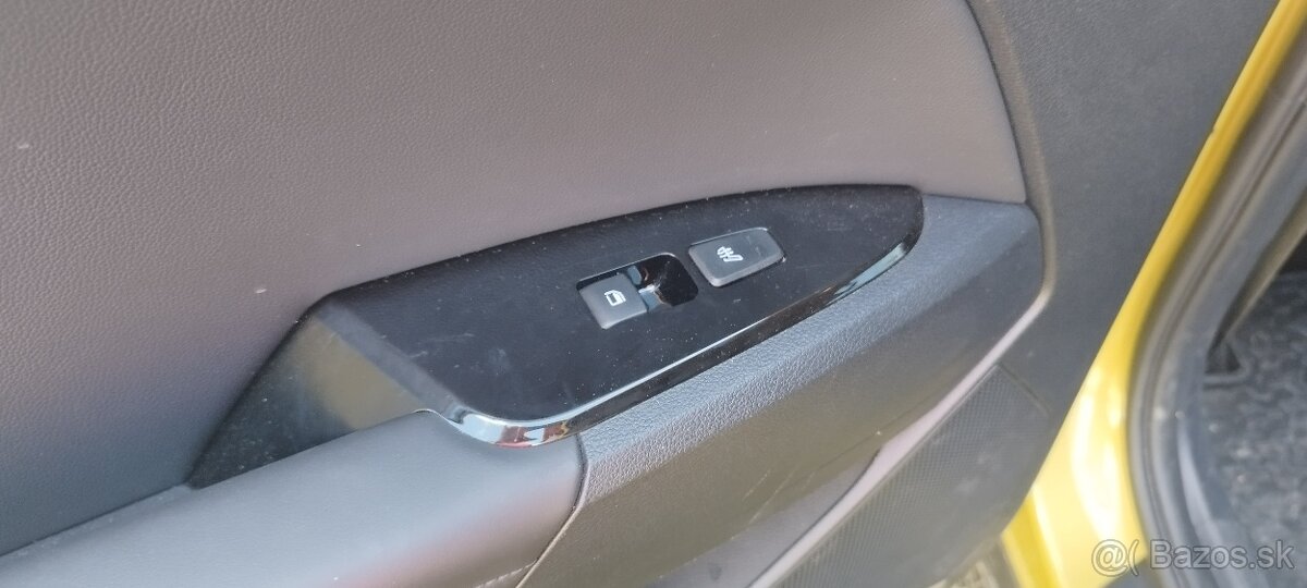 KIA Sportage 1.6 CRDi mHEV Platinum - 12