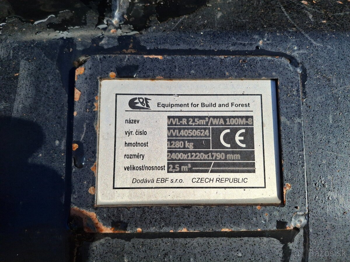 Nakladač Komatsu WA 100M-8 - 12