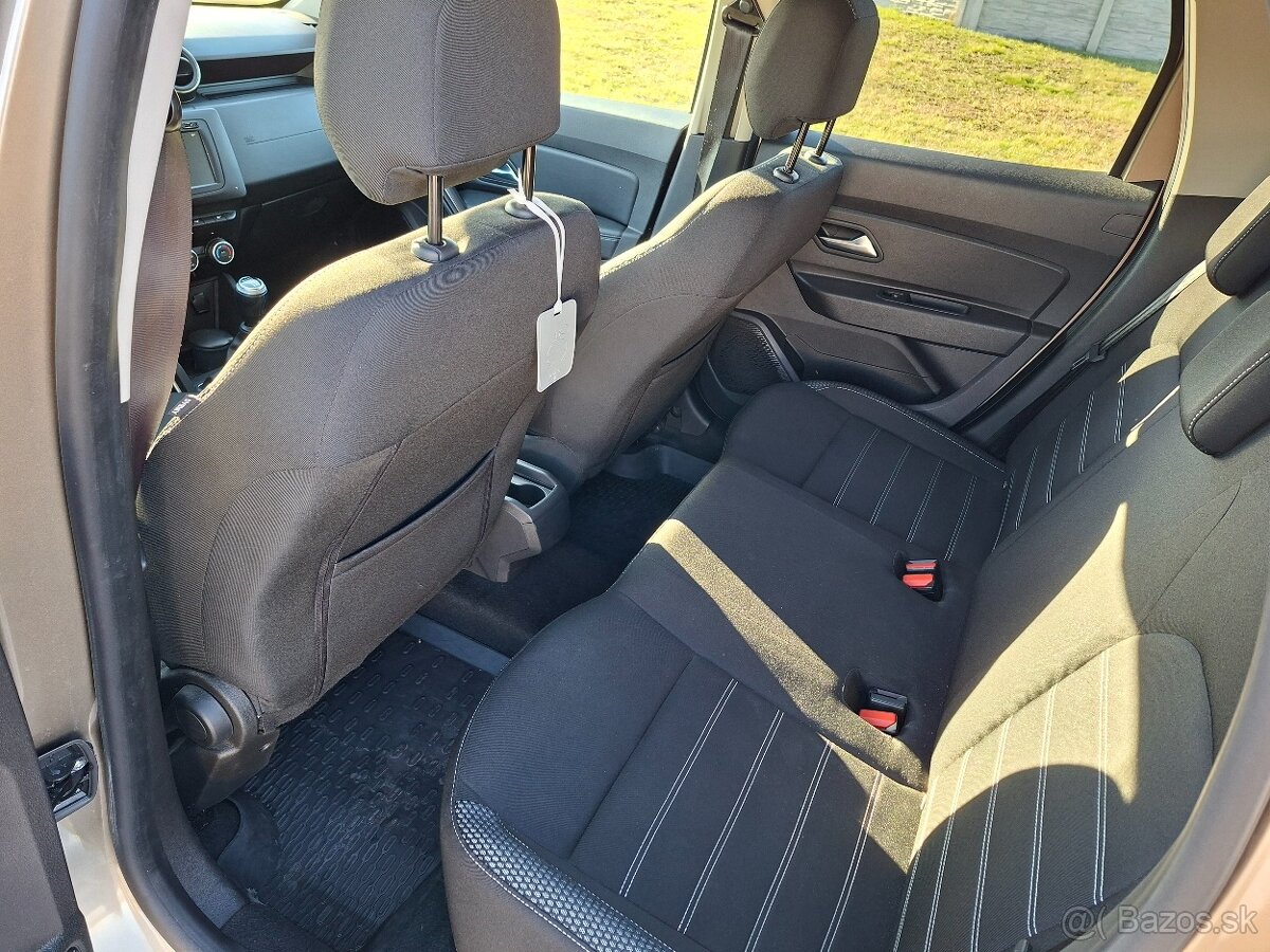 Dacia Duster 1.5 DCI 4x4 - 12