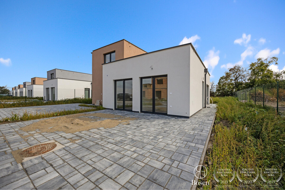 BOSEN | posledné 2 skolaudované RD-projekt Slnečné záhrady - 12