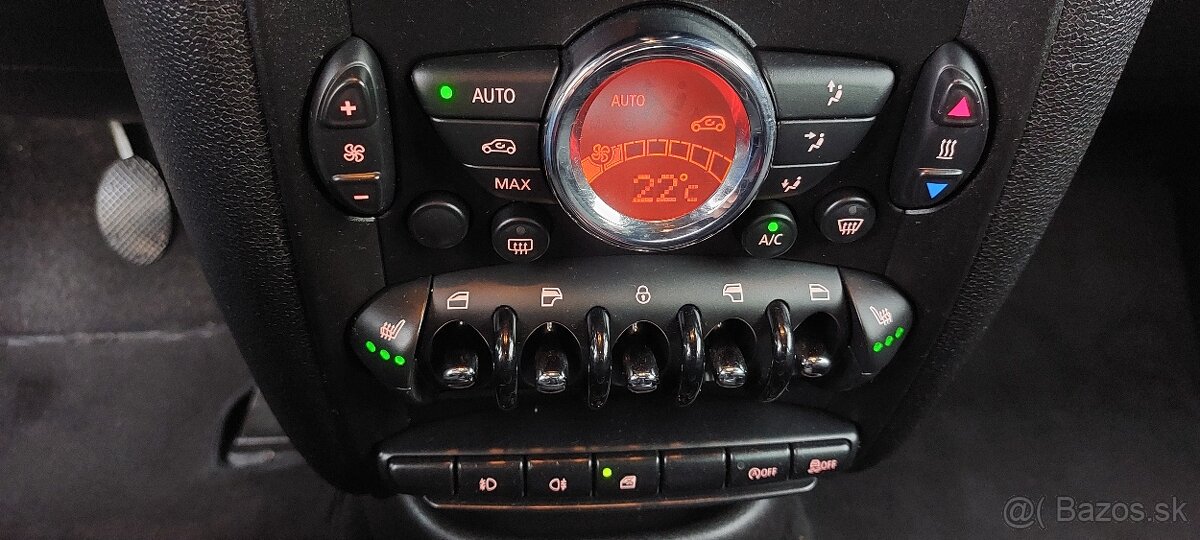 Mini Countryman Cooper D ALL4x4 - 12