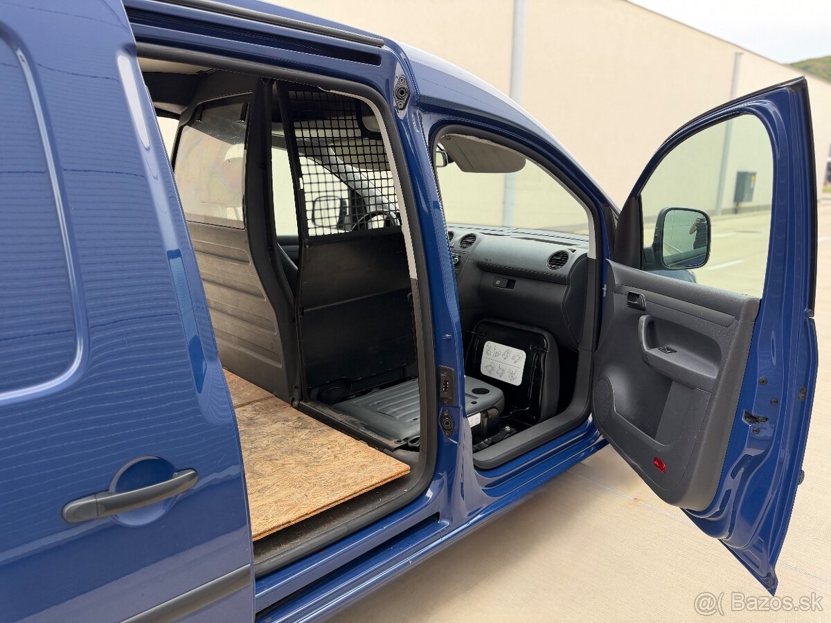 VW Caddy MAXI 2.0TDI DSG Nová STK - 12