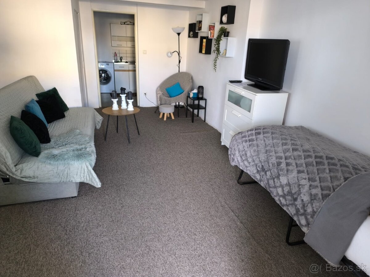 Predám dom na Molitérke - 12