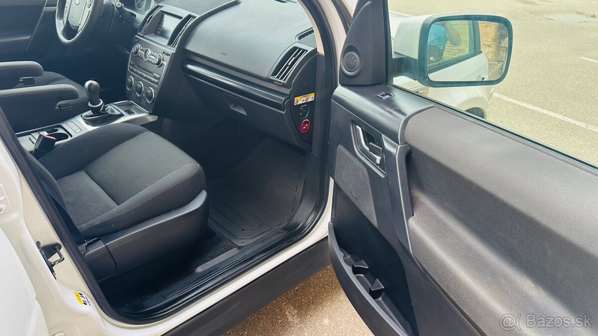 Land Rover Freelander 2 2.2 D 4x4 - 12