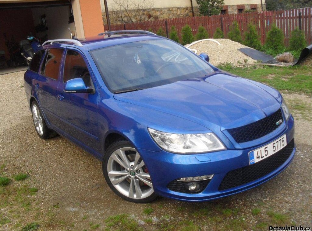 MRACITKA SKODA OCTAVIA 2 FL - 12