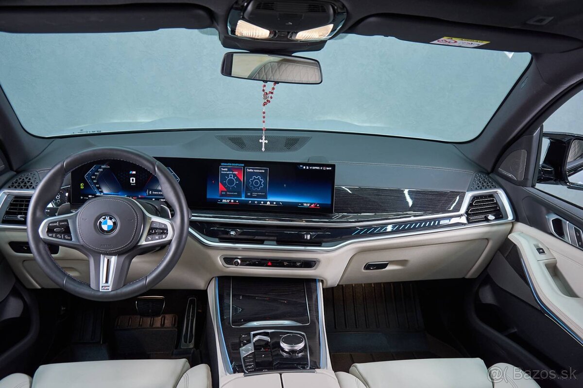 BMW X5 xDrive M60i mHEV A/T - 12
