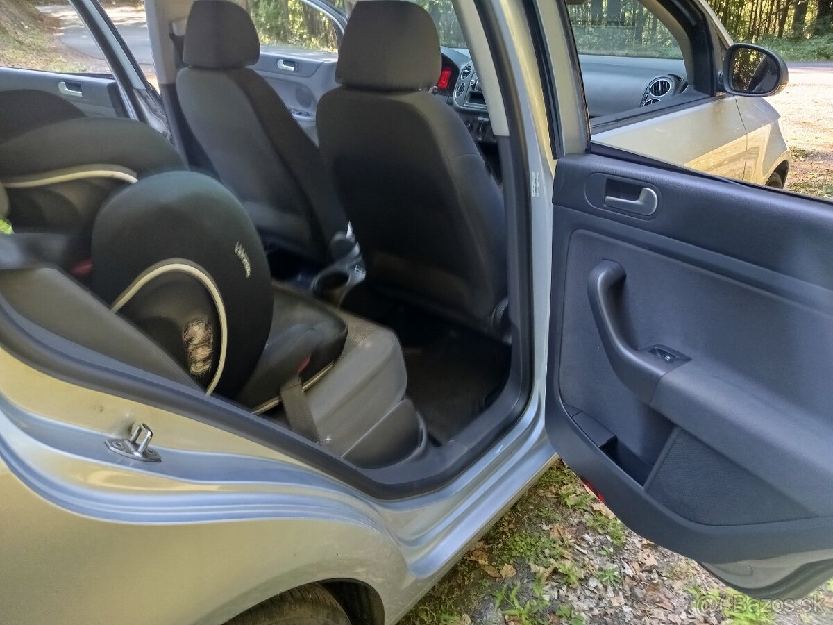 Volkswagen Golf Plus 1,9TDi - 12