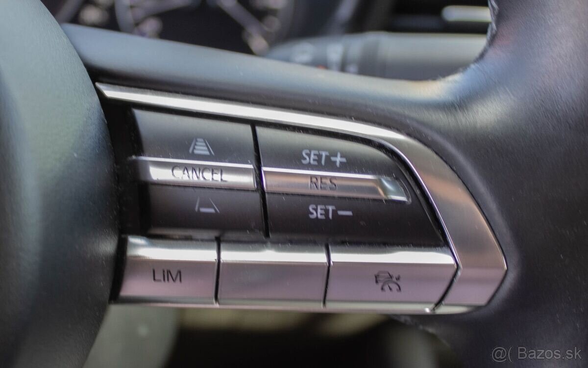Mazda 3 2.0 Skyactiv X180 GT A/T - 12