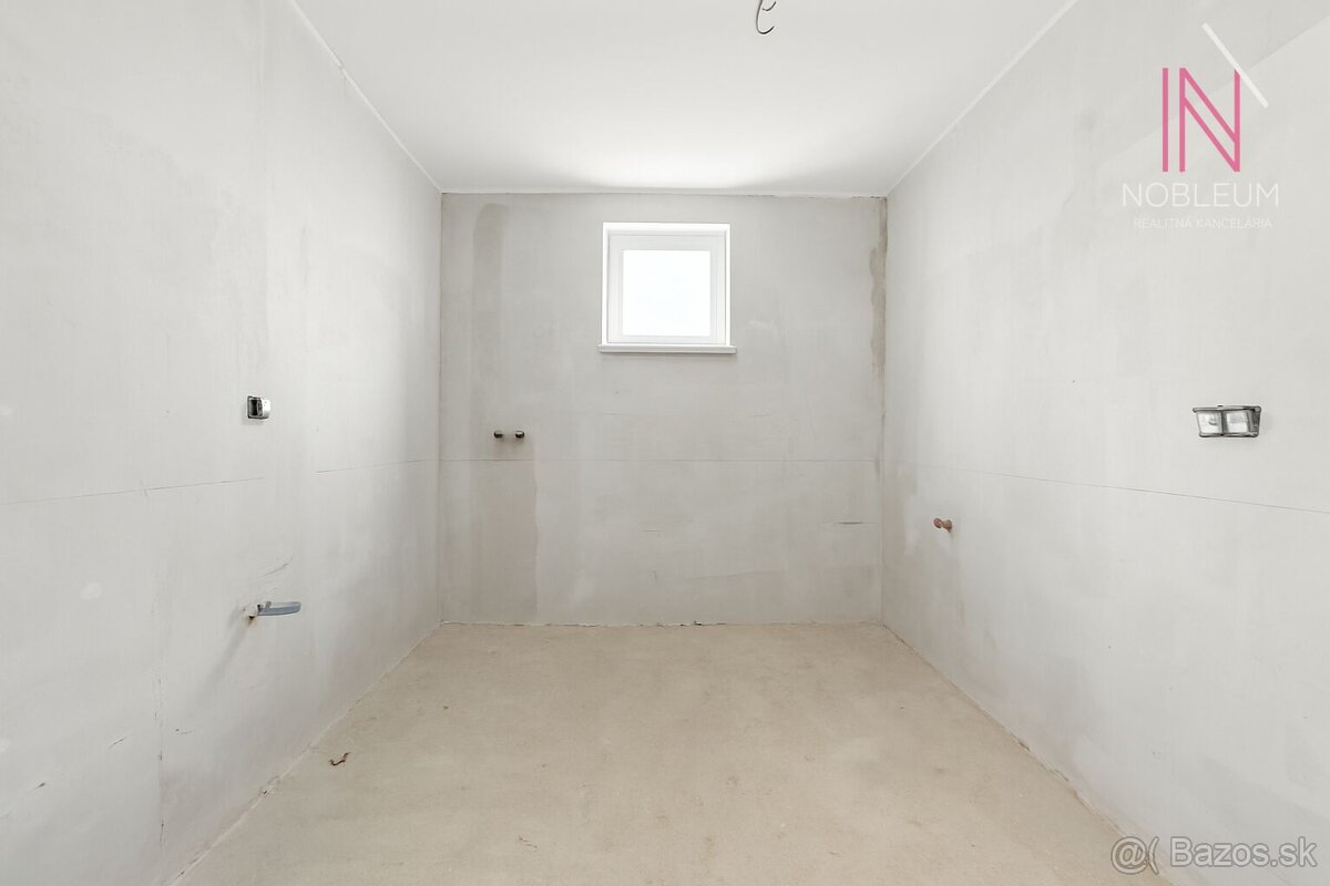 4 izbový rodinný bungalov - Čečínska Potôň, okres Dunajská S - 12