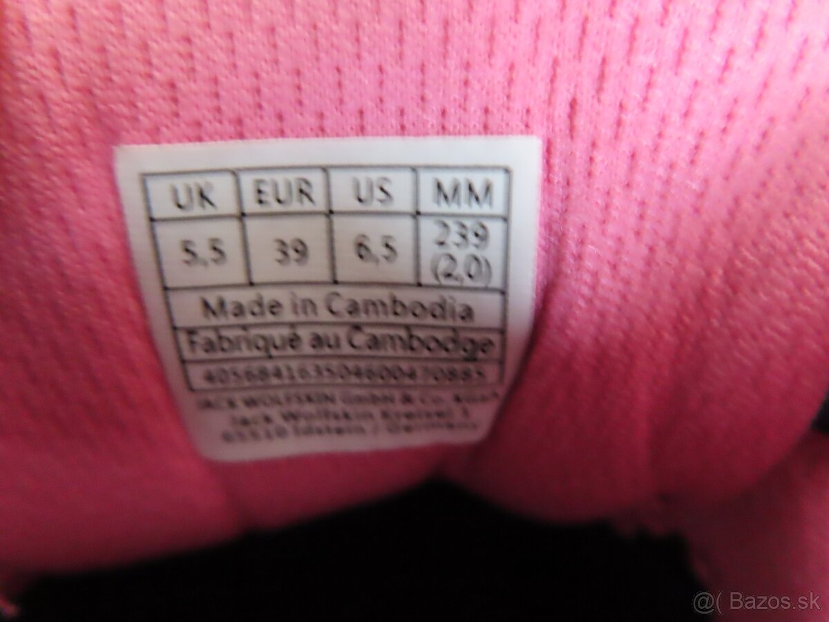 2x dámske tenisky veľ.39, Jack Wolfskin a iné od 19€ - 12