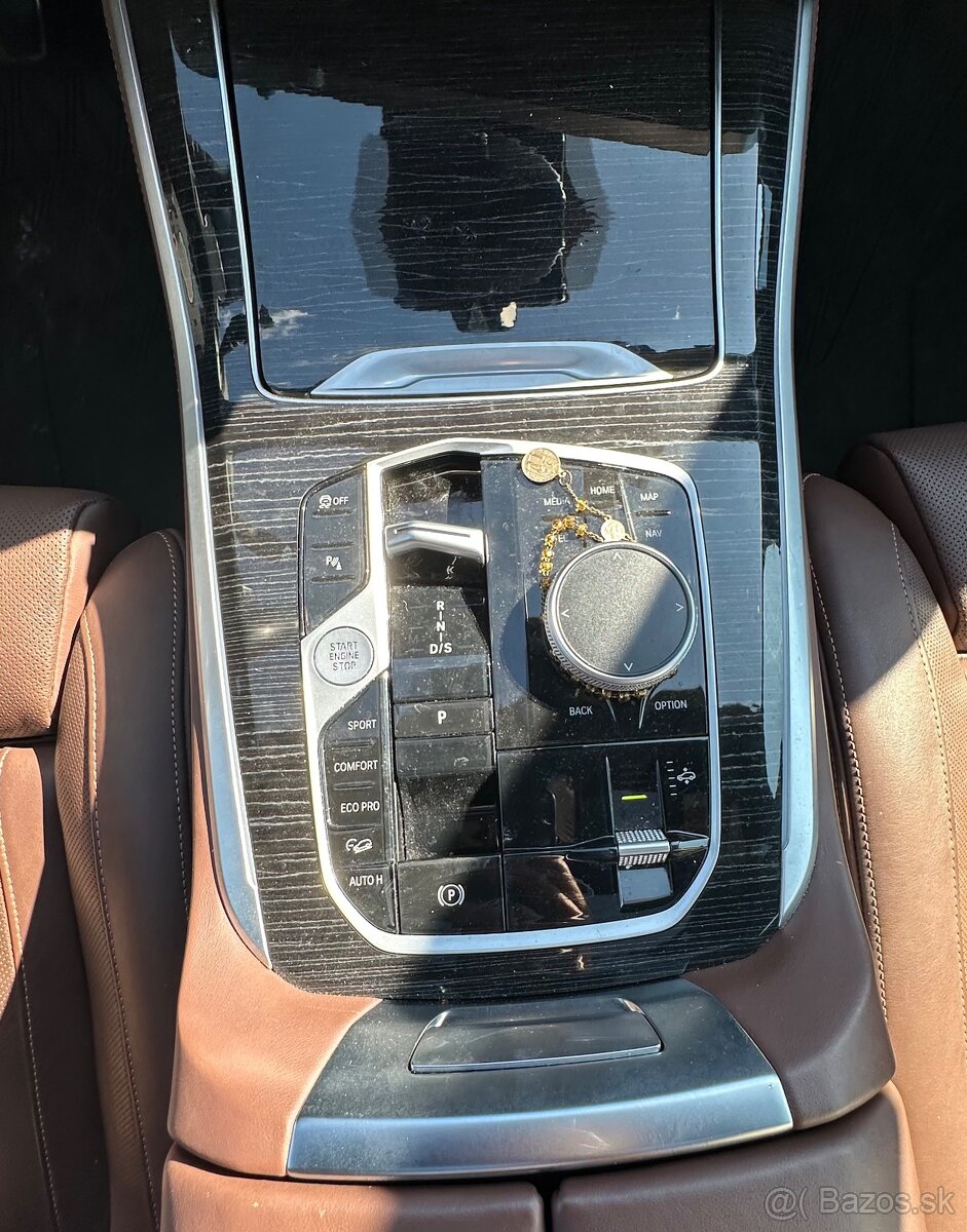 BMW X5 xDrive40i MILD HYBRID - 12