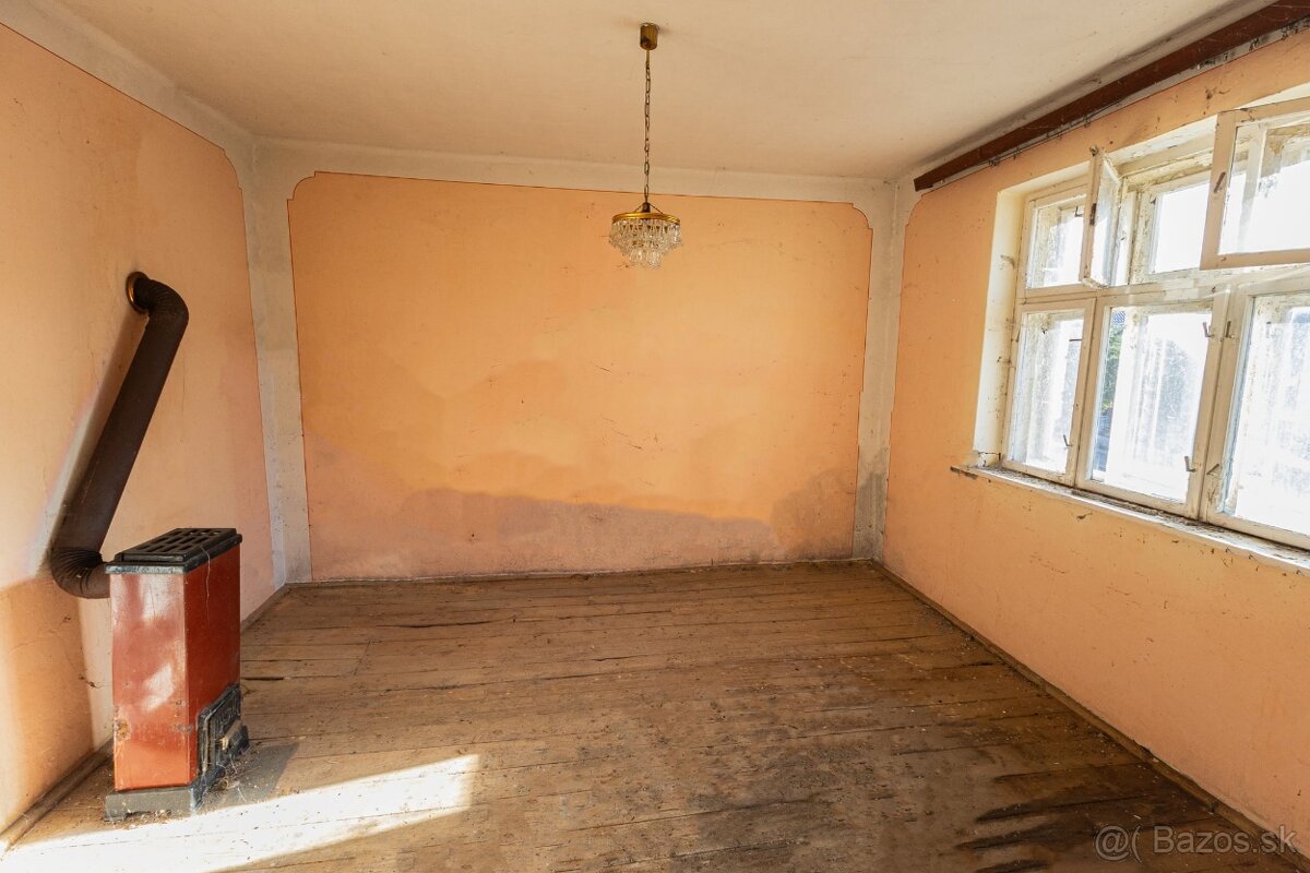 Nádherný-obrovský pozemok POD LESOM v intraviláne/od 7,50m2 - 12