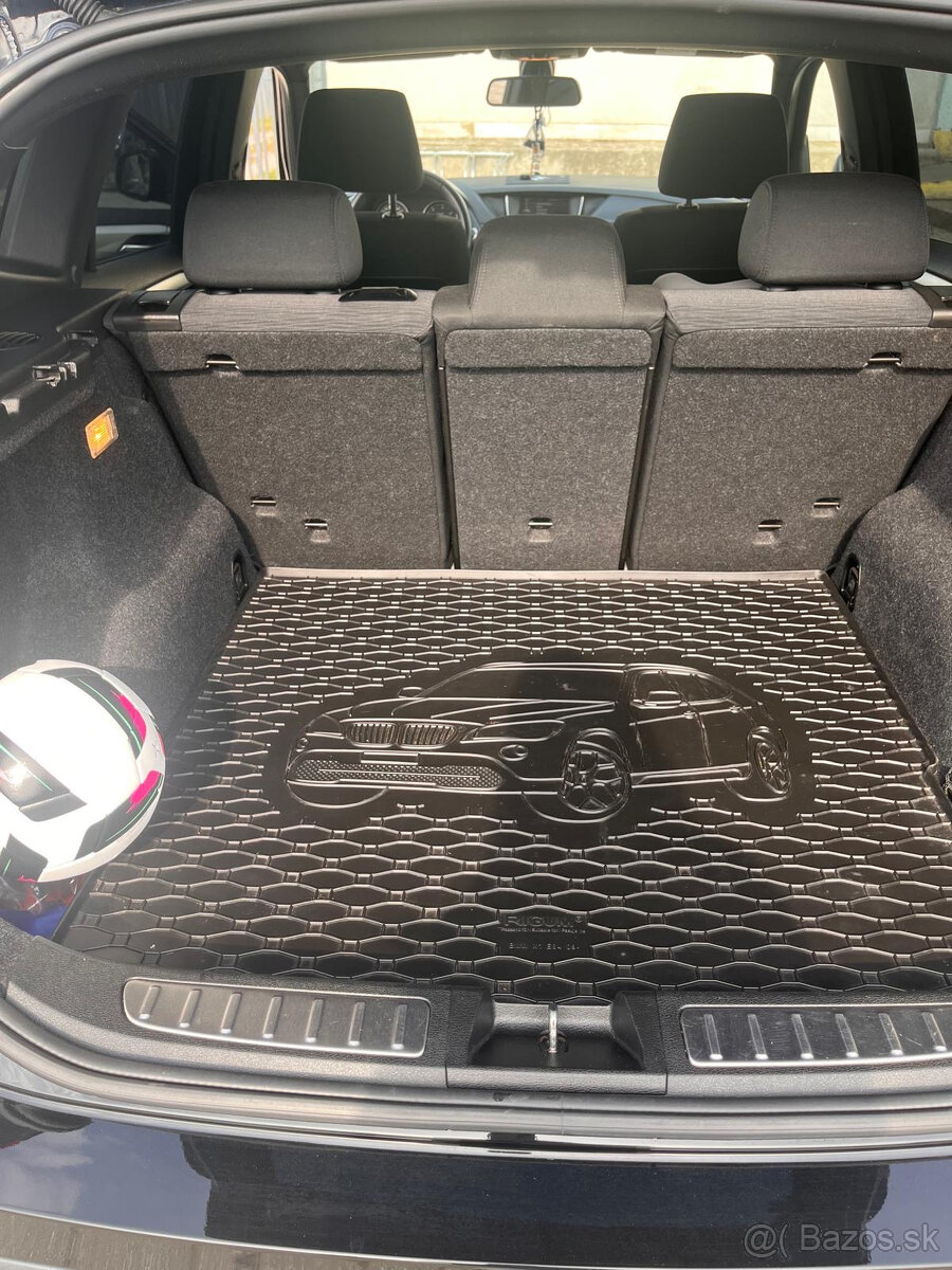 BMW X1 sDrive18d - 12