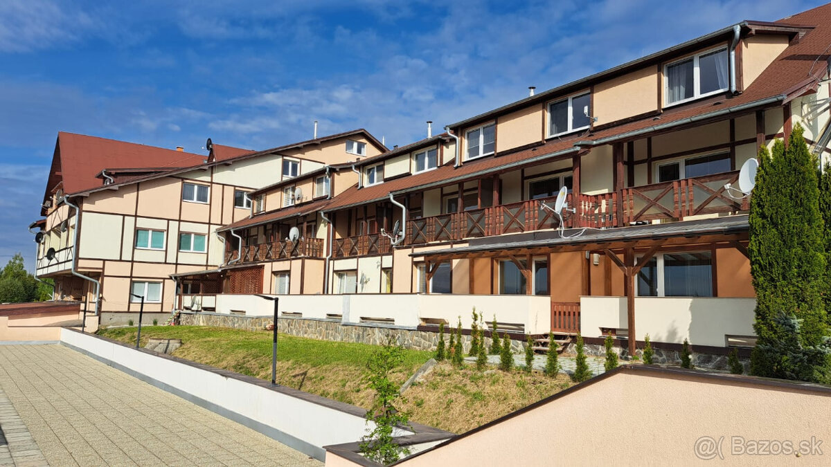 Priestranný 2-izbový byt v Hornom Slavkove na prenájom - 12