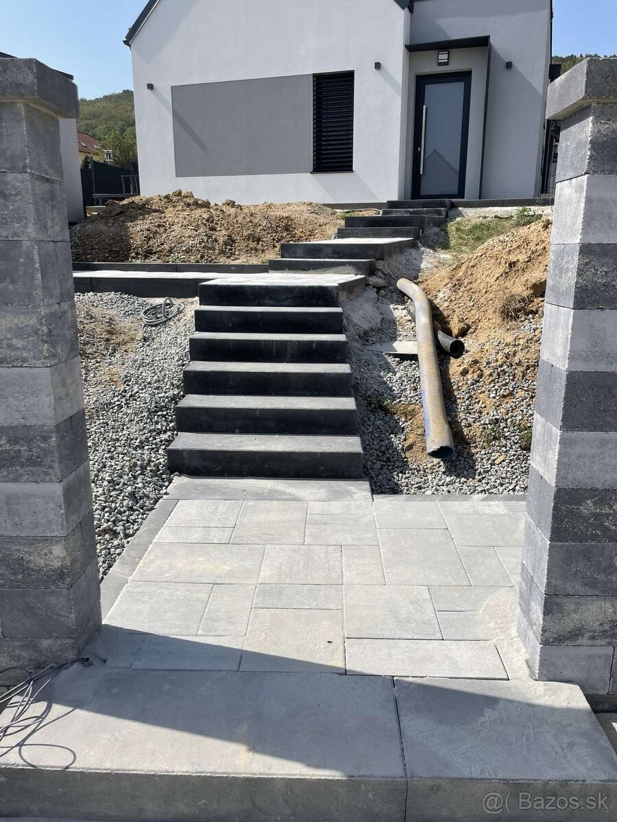Zamkova dlazba výkopové práce - 12