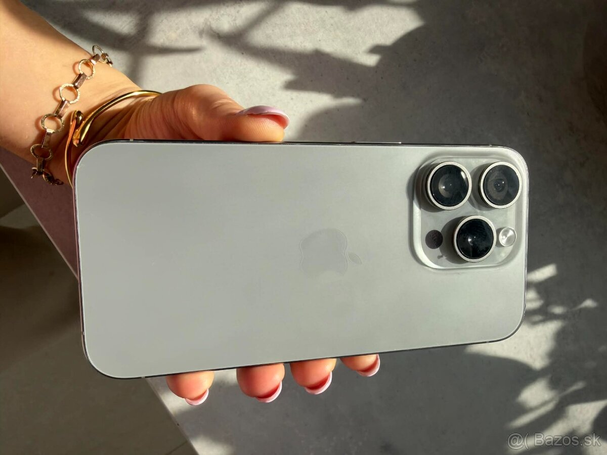 iPhone 15pro 128gb - 12