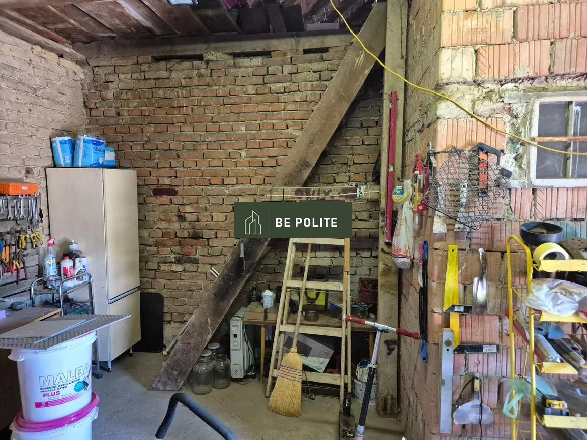 EXKLUZÍVNE Predaj 3-izbového RD, 100 m2, 6,8 á pozemok, Svod - 12