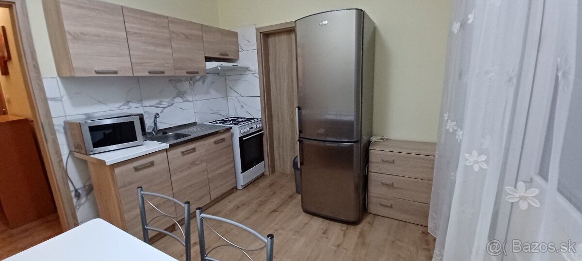 Prenájom 3-izbového bytu - 12
