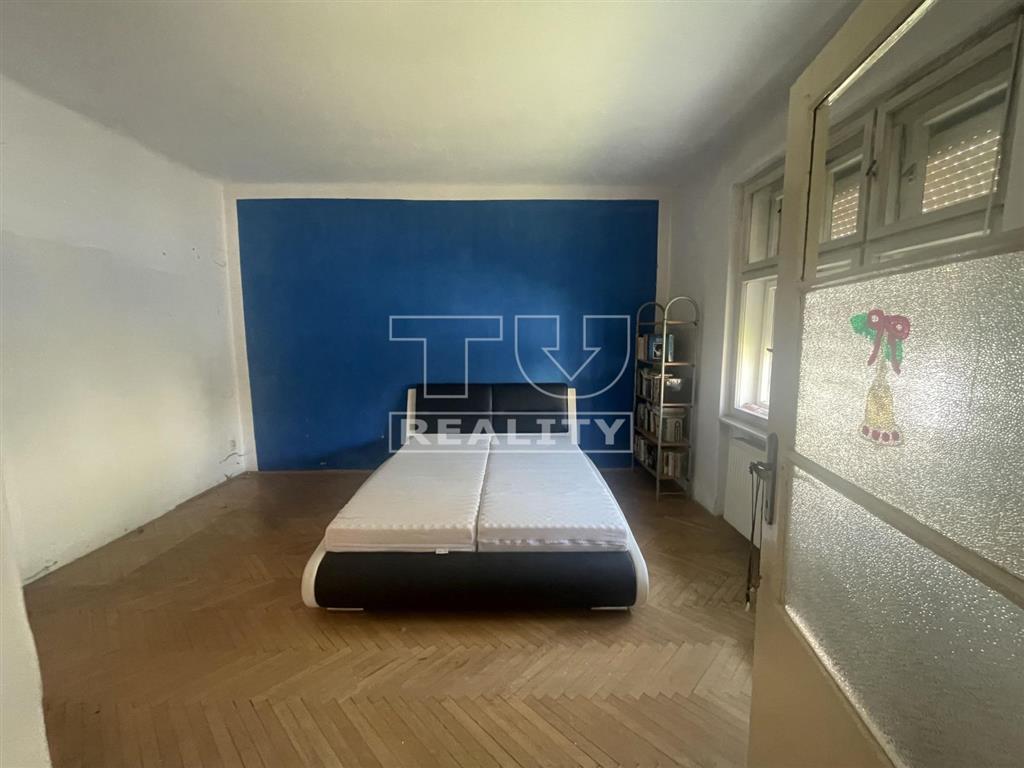 Na predaj:Rodinný dom s potenciálom v obľúbenej časti... - 12