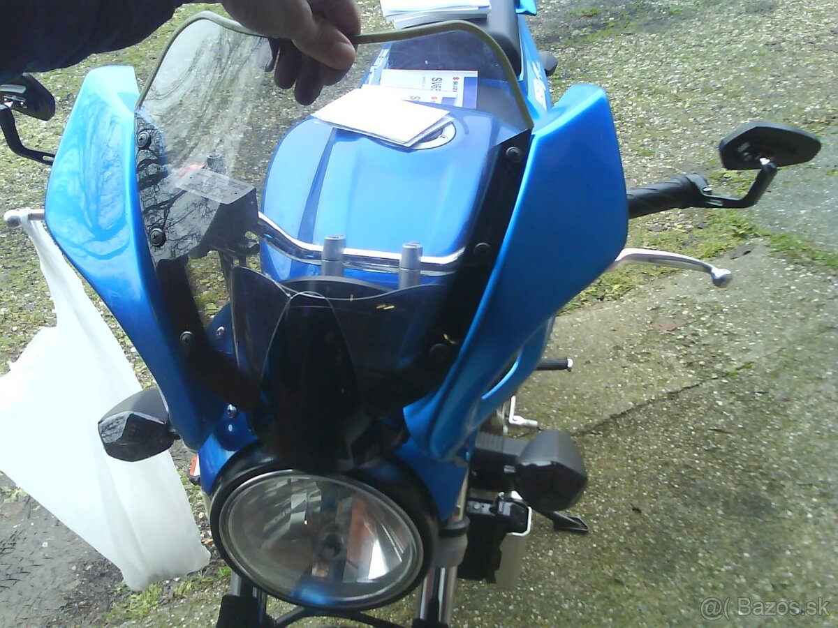 Suzuki SV 650 N - 12