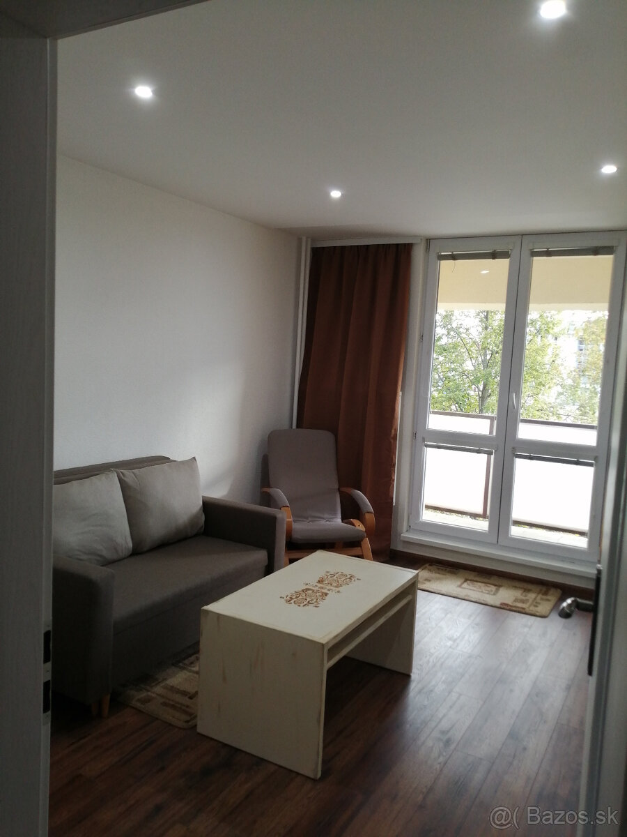 Prenájom 2-izbový byt, Poprad -západ - 12