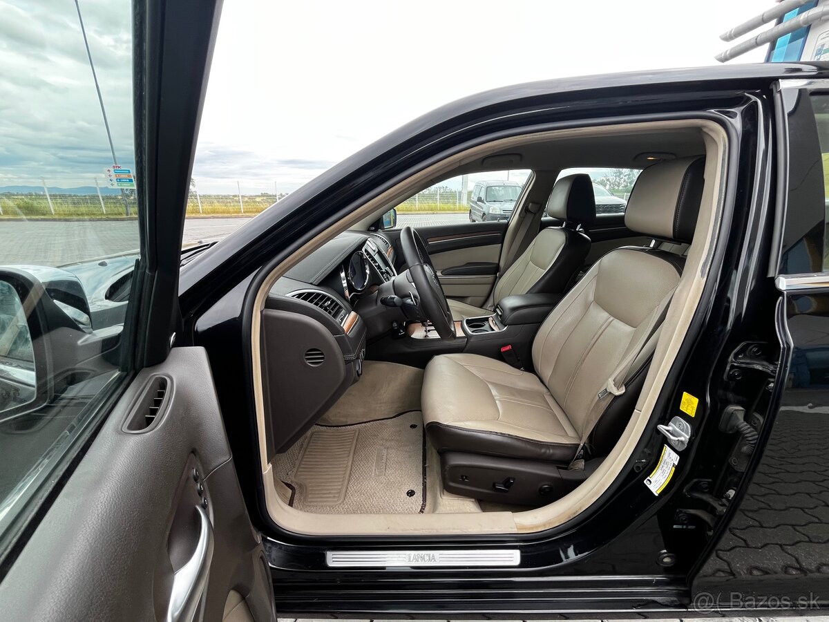 Lancia Thema 3.0, Chrysler 300C,176 kw, Automat - 12