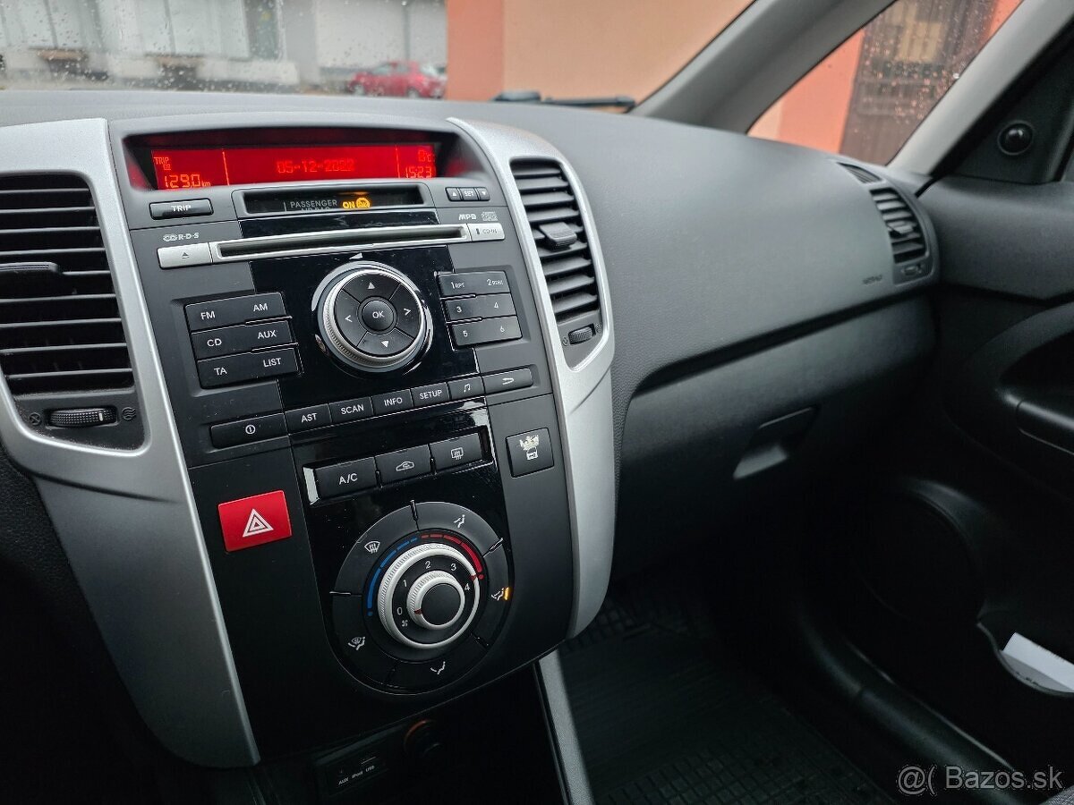 Kia Venga Exclusive 1.4 CRDi - 12