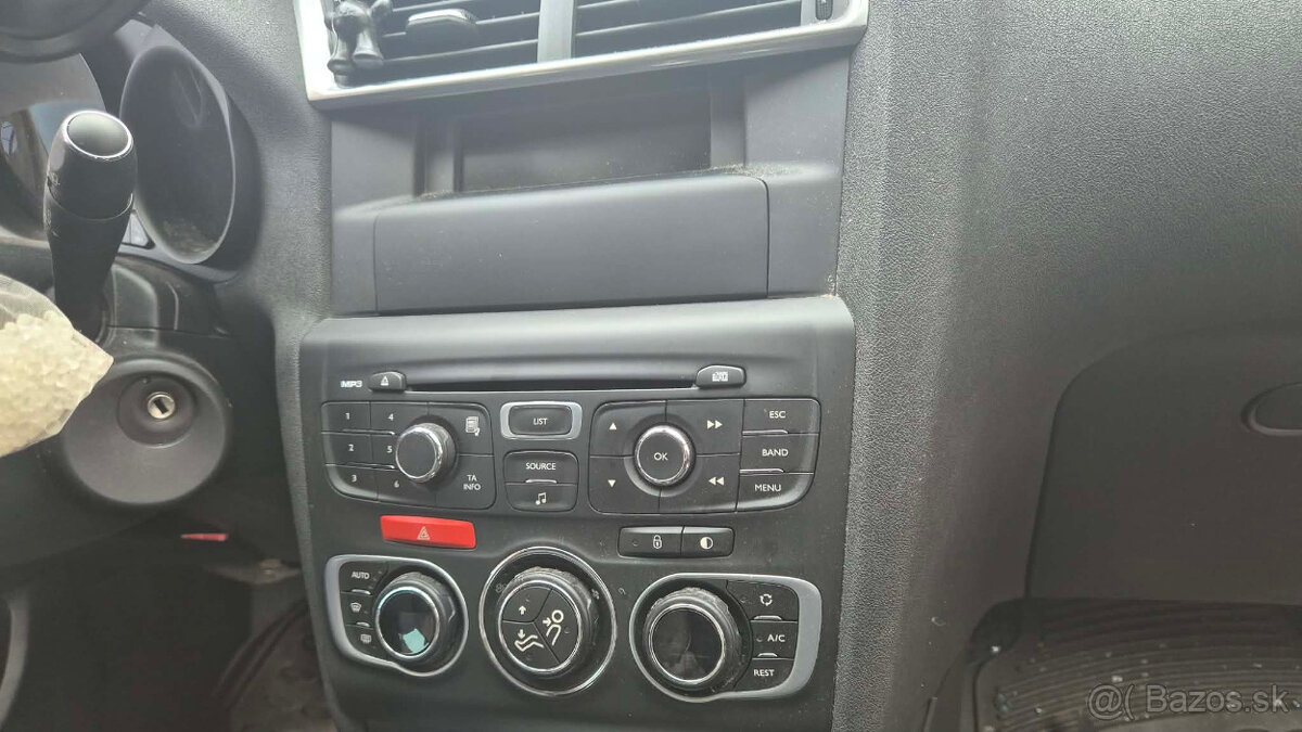 Citroen C4 1,6i 88kw kód: 5FS, 5F01 - 12